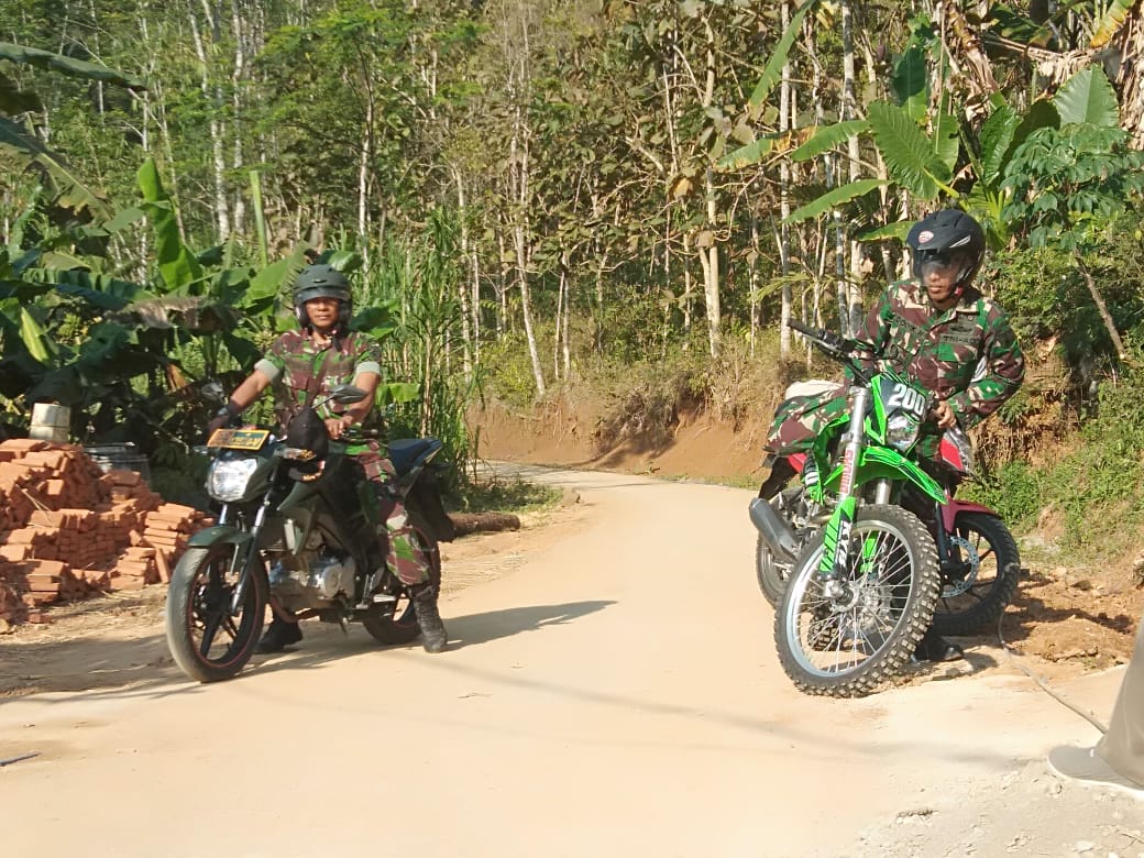 Dansatgas TMMD 105 Trenggalek Nikmati Istirahat di Jalan Baru