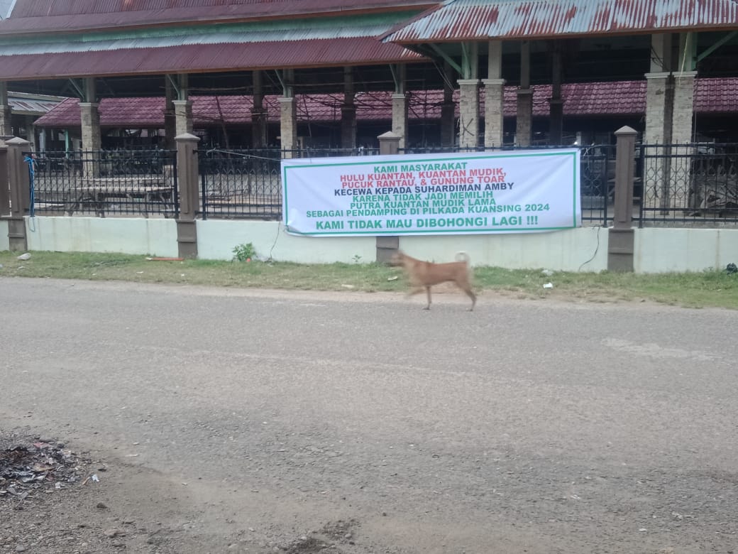 Spanduk Kekecewaan Terhadap Suhardiman Amby  Bertebaran di Dapil IV : Kami tak Mau Dibohongi Lagi