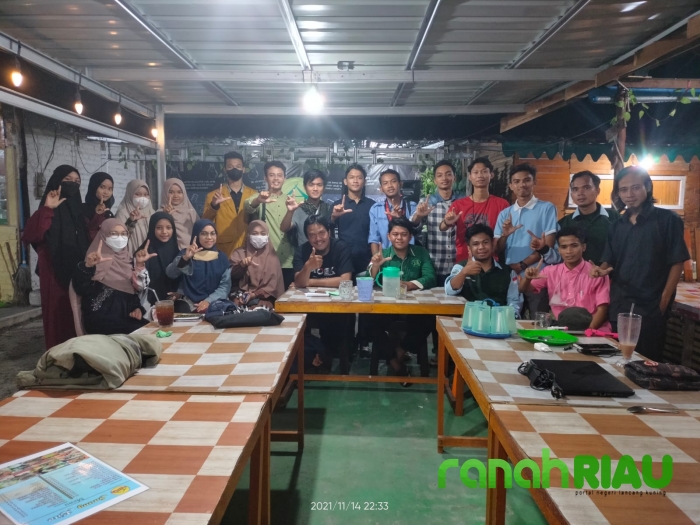 Komunitas Arqam Literasi gelar bedah buku di Saung Kito