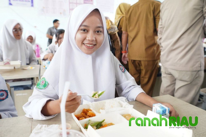 Mulai 6 Januari, Program Makan Siang Bergizi akan launching di 11 Sekolah Pekanbaru
