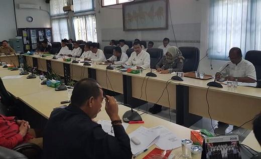 Utusan Dinilai Tak Kompeten, Dewan Kuansing Usir Pengacara PT. SUN Saat Hearing