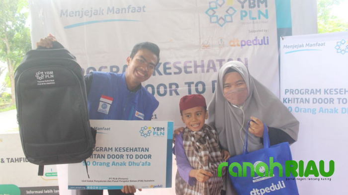 DT Peduli Riau gelar sunatan massal 50 anak dhuafa bekerjasama dengan YBM PLN P3BS