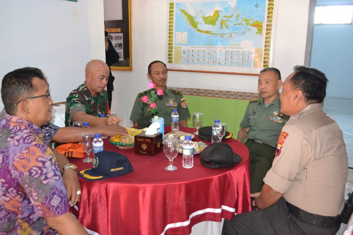  Jamuan Rehat Dinginkan Papara Dansatgas TMMD