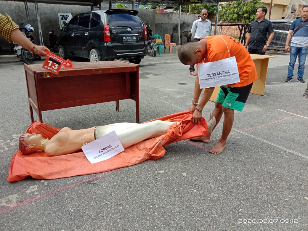 Polsek Tampan Gelar Rekonstruksi Pembunuhan Pasutri