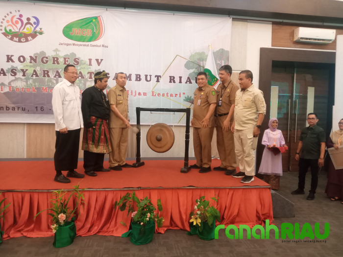 Buka Kongres Masyarakat Gambut Riau, Syamsuar: Perlu Sinergi semua kalangan dan Stakeholder