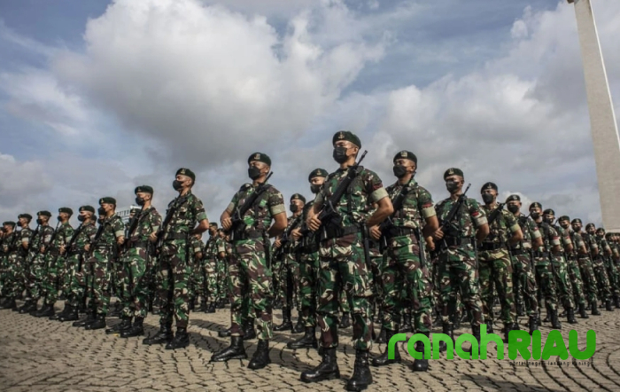 Tentara Harus Hadir di Tengah Rakyat: Menhan Tekankan Peran Sosial TNI hingga Akar Rumput