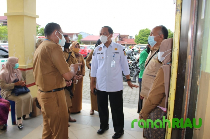 3.000 Guru SD dan SMP Kota Pekanbaru disuntik Vaksin