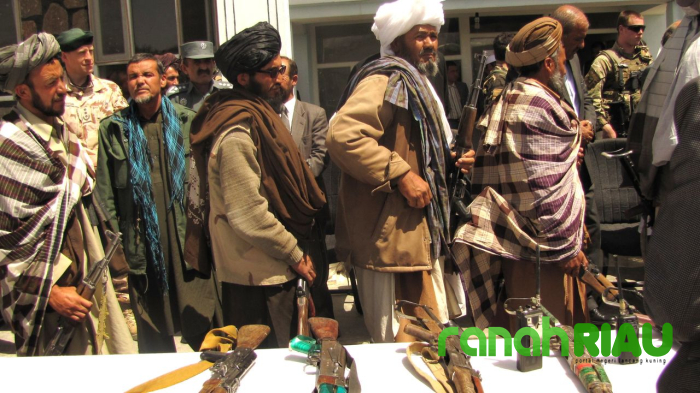 Lempar Bom dan Tewaskan 46 Warga Afghanistan, Taliban Tuduh jet Tempur Pakistan 