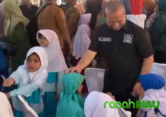 Hadir di Acara Pencanangan Serentak PIN Polio Pekanbaru, Sabarudi: Imunisasi Kunci Kesehatan Anak