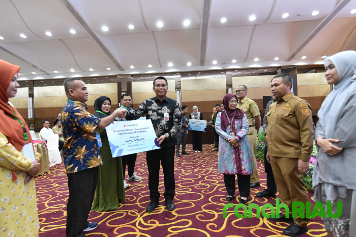 BRKS dan Pemprov Riau Ikut Akad Massal KUR 800.000 Debitur dan Peluncuran Kredit Program Perumahan