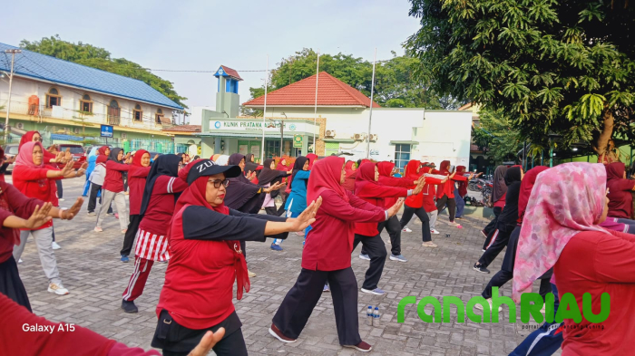 Daycare Lansia PD Aisyiyah Pekanbaru Perdana Gelar Senam dan Edukasi Kesehatan