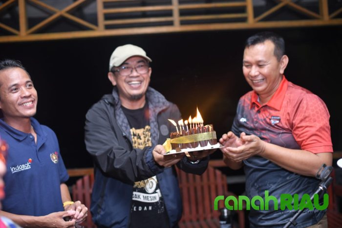 Pengurus PWI Riau Kunjungan Jurnalistik ke Objek Agrowisata Bukit Godang Rohul