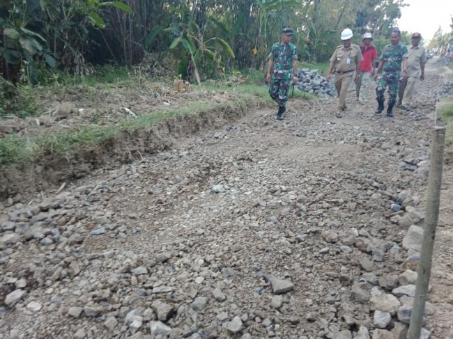 Dandim: Jalan Desa Jatimulya Harus Bagus 