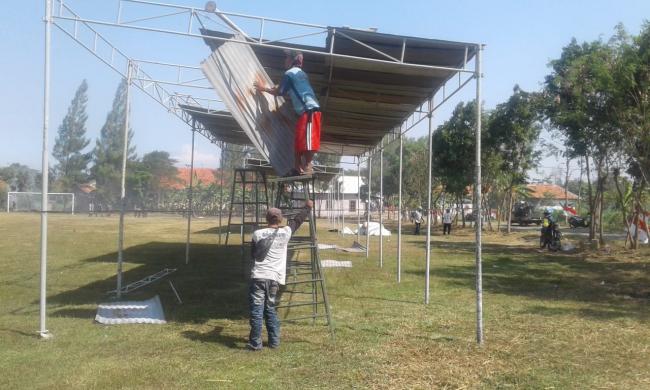  Atap Tenda Tamu Upacara TMMD Dipasang Hingga Usai 