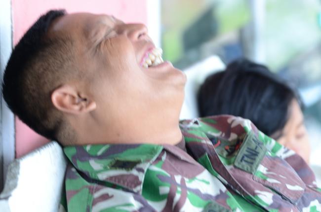  Rasa Kebersamaan Melalui Senda Gurau Komsos,di lakukan TMMD 104