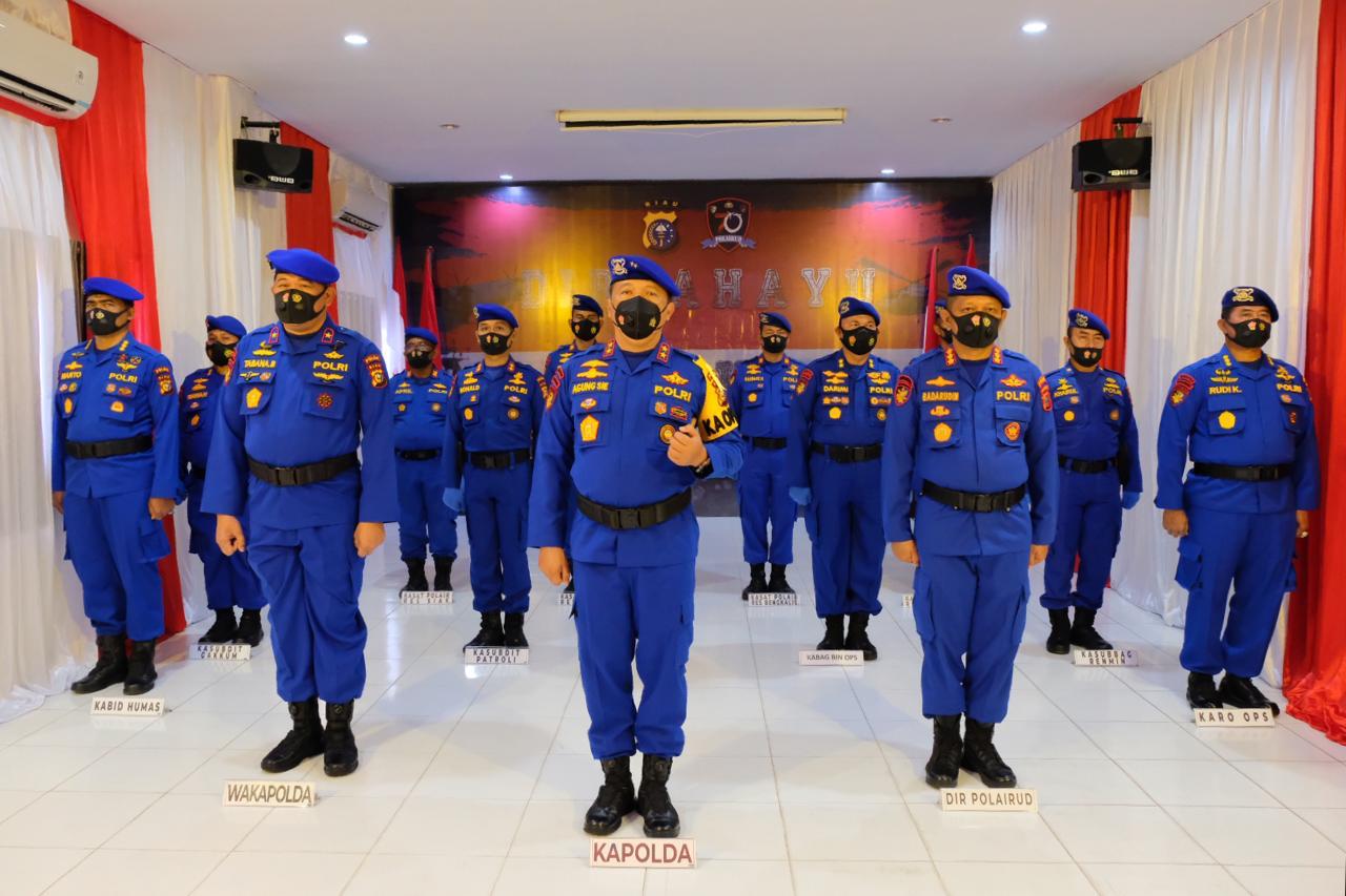 Kapolri : Jadilah Polri Yang Membanggakan Institusi