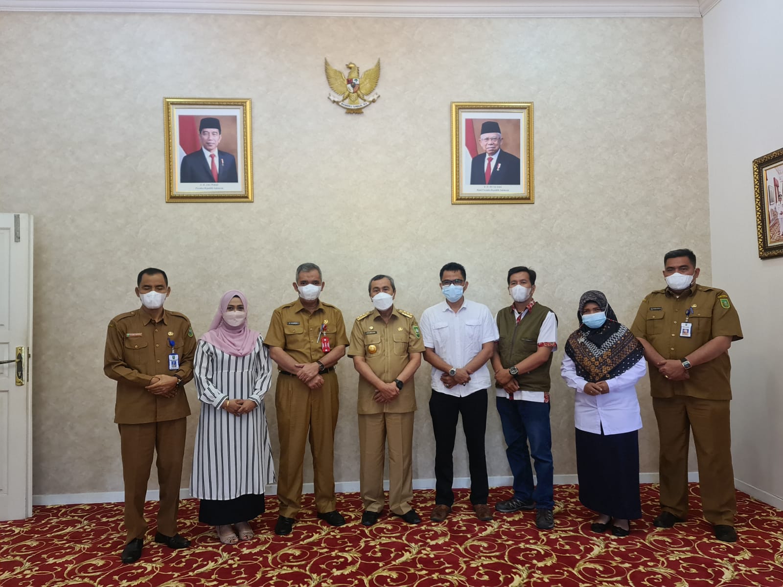 Gubri Setuju Gaji Guru Bantu Dikdas Naik