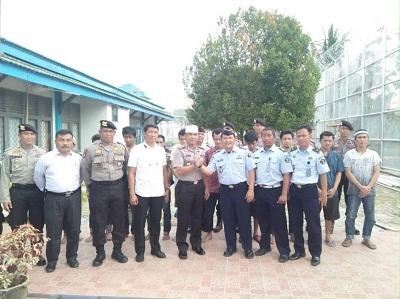 Polres Kampar Titipkan 10 Napi Lapas Sialang Bungkuk ke Lapas Bangkinang