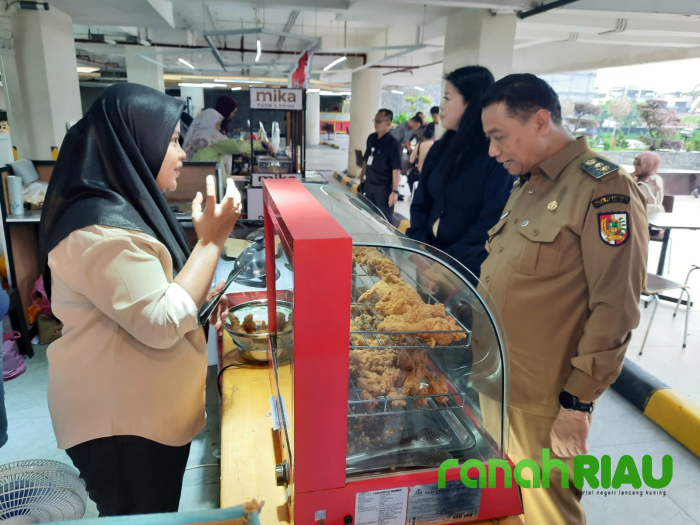 Wawako Pekanbaru Dorong Pelaku UMKM Memiliki Sertifikat Halal