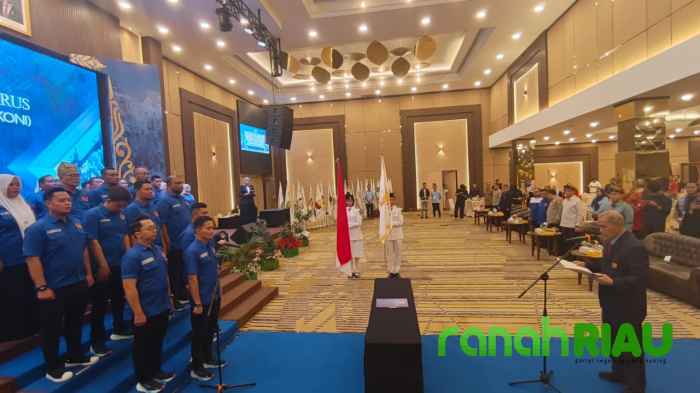 Ketua KONI Riau Resmi Lantik KONI Kota Pekanbaru Tancap Gas PORKOT