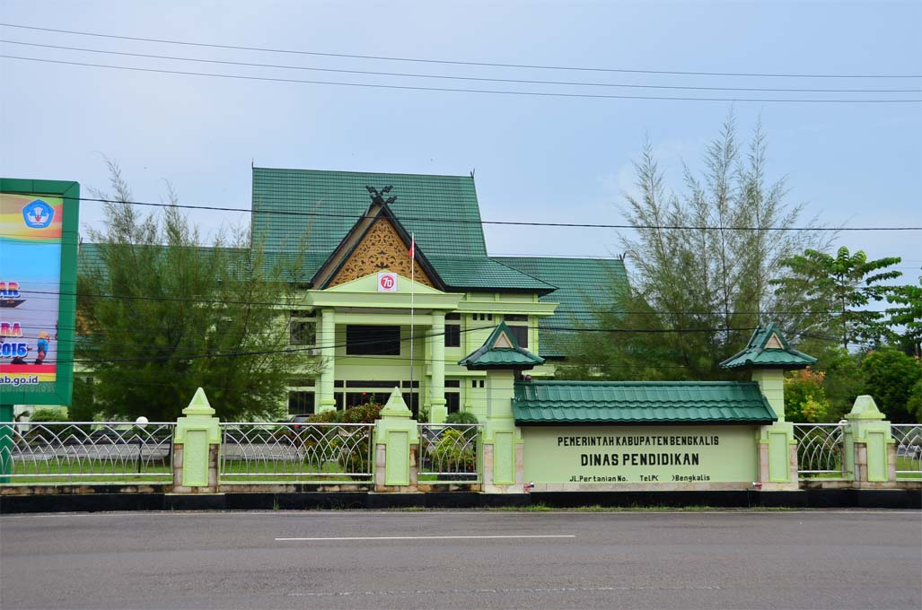 Dugaan Anggaran Dana Media, Sekretaris Disdik Bengkalis Sulit di Minta Klarifikasi