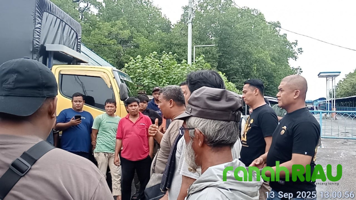 Pelabuhan Roro Bengkalis Lumpuh, Puluhan Supir Cold Diesel dan Masyarakat Gelar Aksi