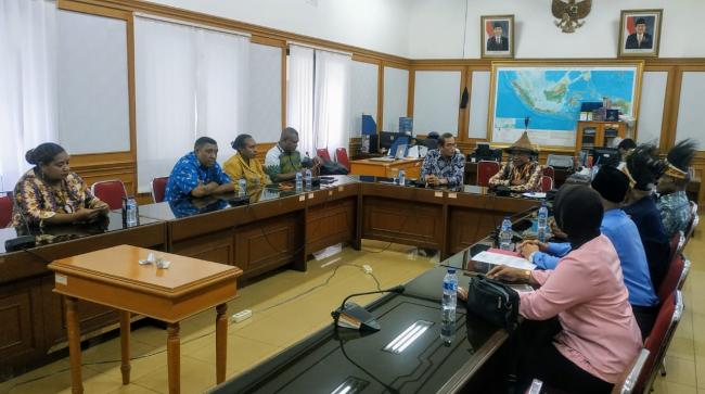 Kisruh Pemilihan Komisioner KPUD Sarmi, Masyarakat Adat Sarmi Mengadu ke KPU Pusat