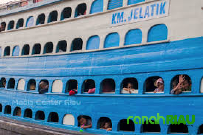 Peminat Transportasi Air Menurun, Kini Hanya Satu Kapal Beroperasi di Sungai Duku