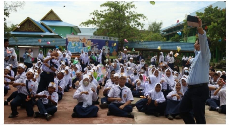 Sebanyak 30 Orang Relawan Kemenkeu Sambangi SMPN 2 Kota Dumai