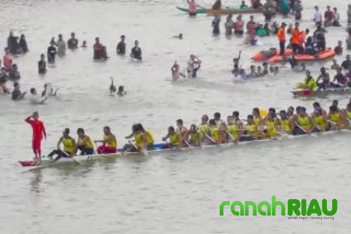 Aksi Timbo Ruang bikin geleng Kepala, Jalur Bintang Emas Cahaya Bintang sabet Juara