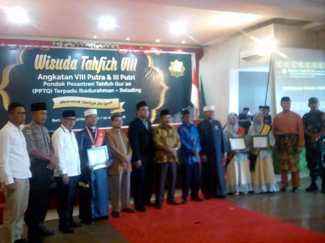 PPTQ Terpadu Ibadurrahman Belading Duri, Wisudakan Tahfizh VIII 