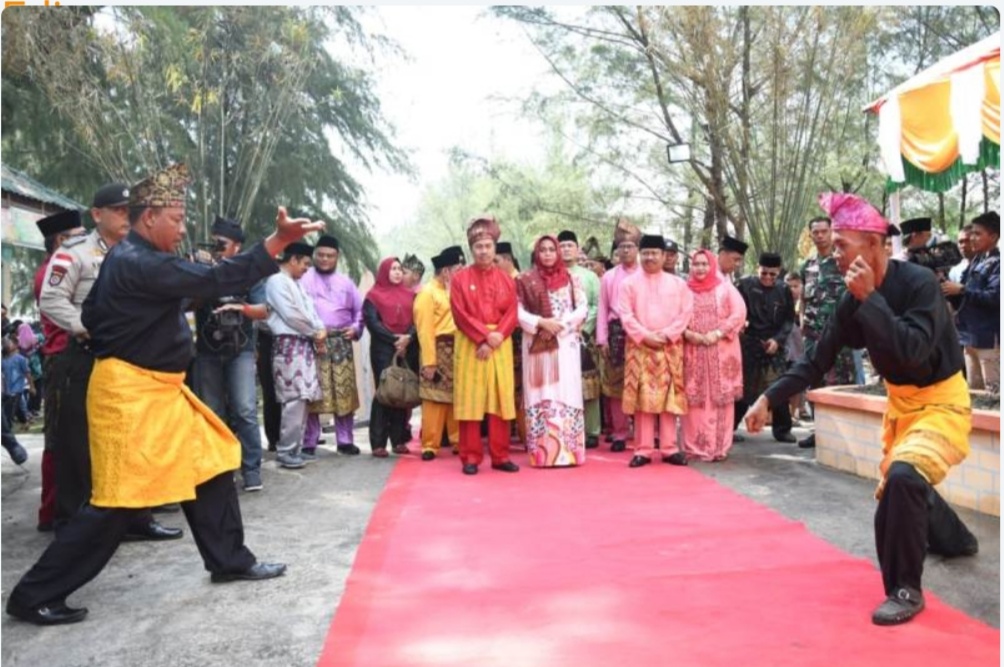 Gubri dan Bupati Bengkalis Hadiri Puncak Festival Mandi Shafar 1441 H