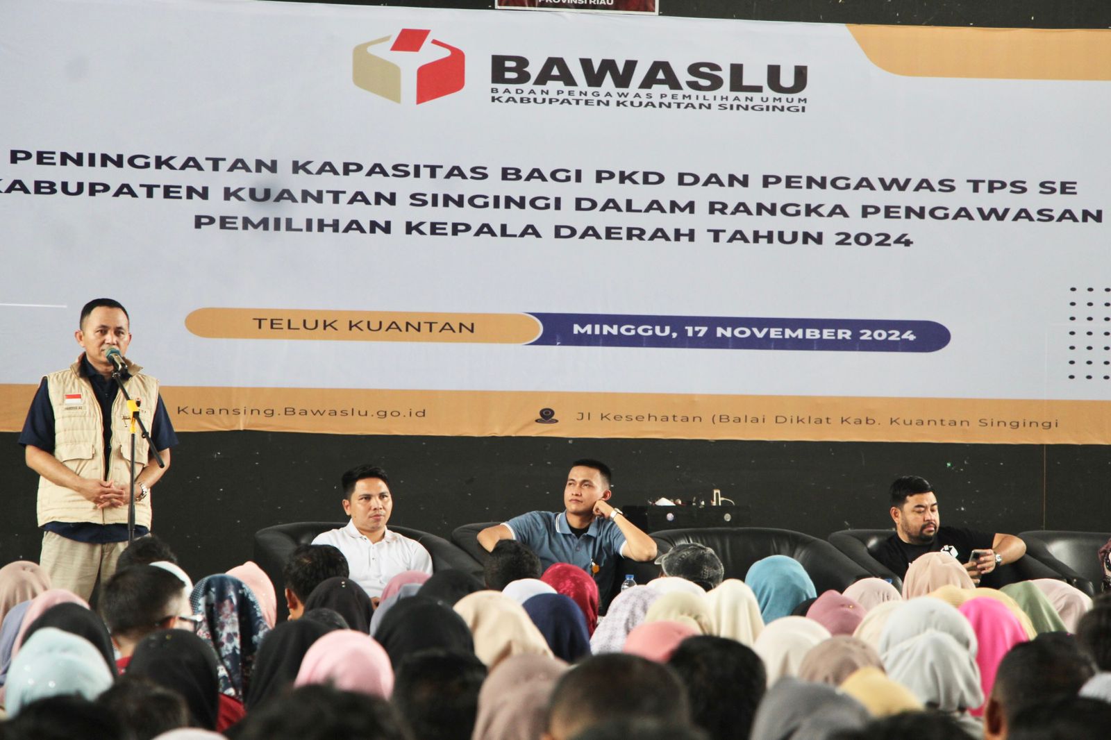 Jelang Pemungutan Suara Pemilihan, Bawaslu Kuansing Dorong PKD dan Pengawas TPS Tingkatkan Kompetens