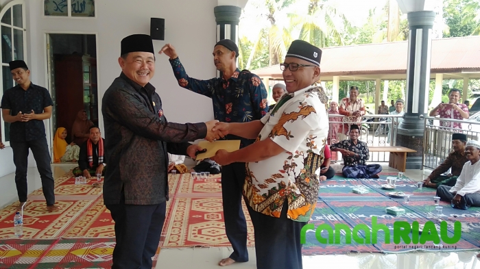 Masyarakat Beringin Jaya, Terima 1 Unit Ambulance dari H.Halim dan Keluarga