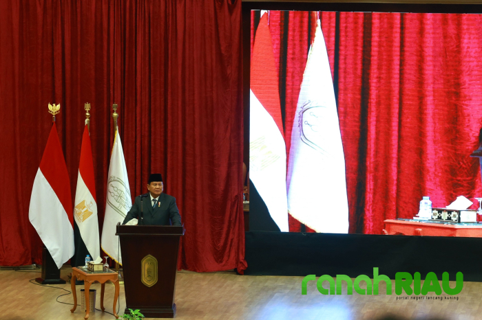 Prabowo ke Kedubes saat lihat Mahasiswa RI di Kairo: Pantau Anak-anak yang Kesulitan