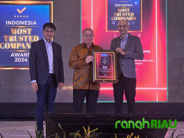 Konsisten berikan Layanan Prima, JNE raih Indonesia Most Trusted Companies Award 2024