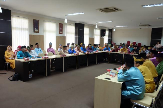 Bupati Perintahkan Jajaran Pemkab Inhil Jadwalkan Ulang Pertemuan