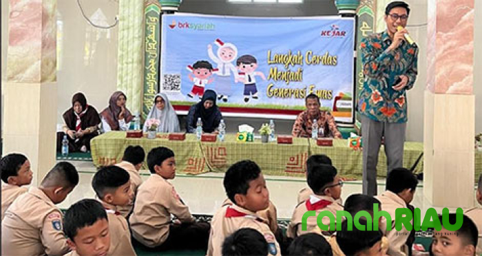 BRK Syariah berikan Edukasi dan Literasi Keuangan kepada Pelajar Batam sejak Dini 