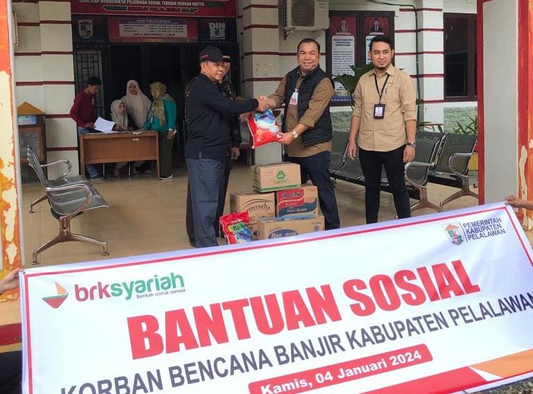 BRK Syariah salurkan 150 Paket Sembako untuk Korban terdampak banjir di Pelalawan 