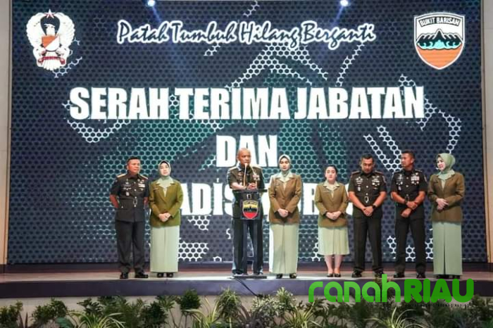 Pangdam I/Bukit Barisan resmi pimpin Prosesi Sertijab Danrem 031 Wira Bima