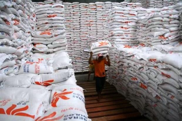 Stabilisasi Harga Beras, Bulog Gelontorkan 100 Ton Beras Per Hari Ke Pasar Tradisional