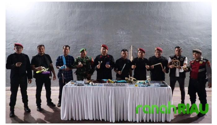 Rutan Dumai Geledah Kamar warga Binaan, Bersama TNI Polri dan BNN Komitmen Zero Halinar