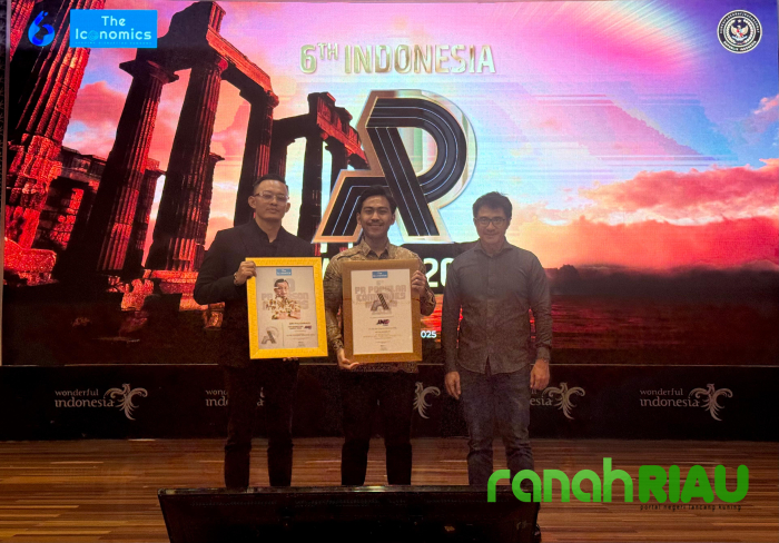 Sabet dua Penghargaan Bergengsi di Indonesian Public Relations Summit 2025, JNE makin Satset