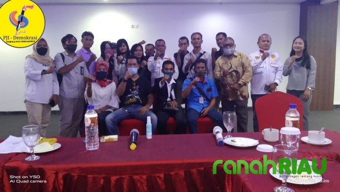 Desember 2020 Pengurus PJI Demokrasi se Provinsi Riau, Siap dikukuhkan dan Dilantik