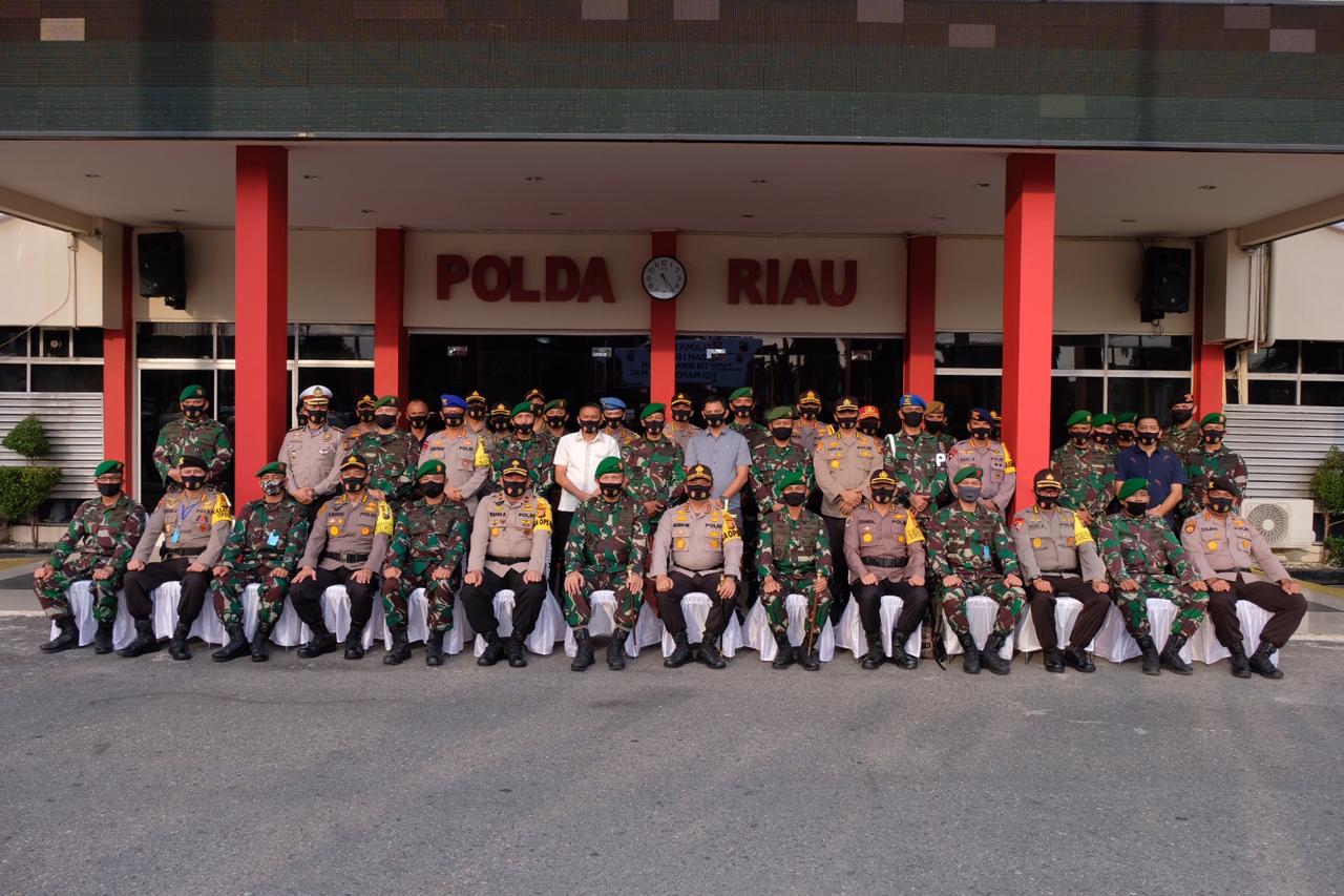 Kunjungan kerja Pangdam Bukit Barisan ke Mapolda Riau