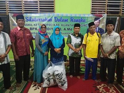 Sardiyono, A.Md, Jemput Aspirasi dan Berikan Baju serta Bantuan Tunai Anak Pacuan