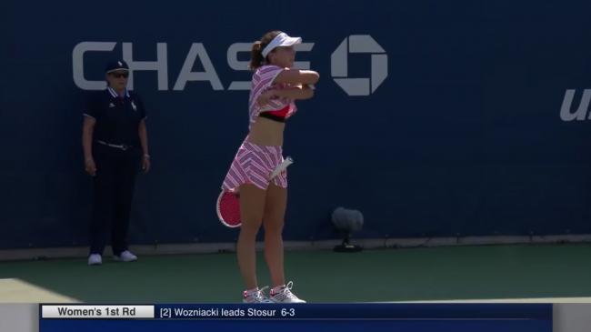 WTA Kecam Wasit yang Tegur Petenis Putri Buka Baju di Lapangan