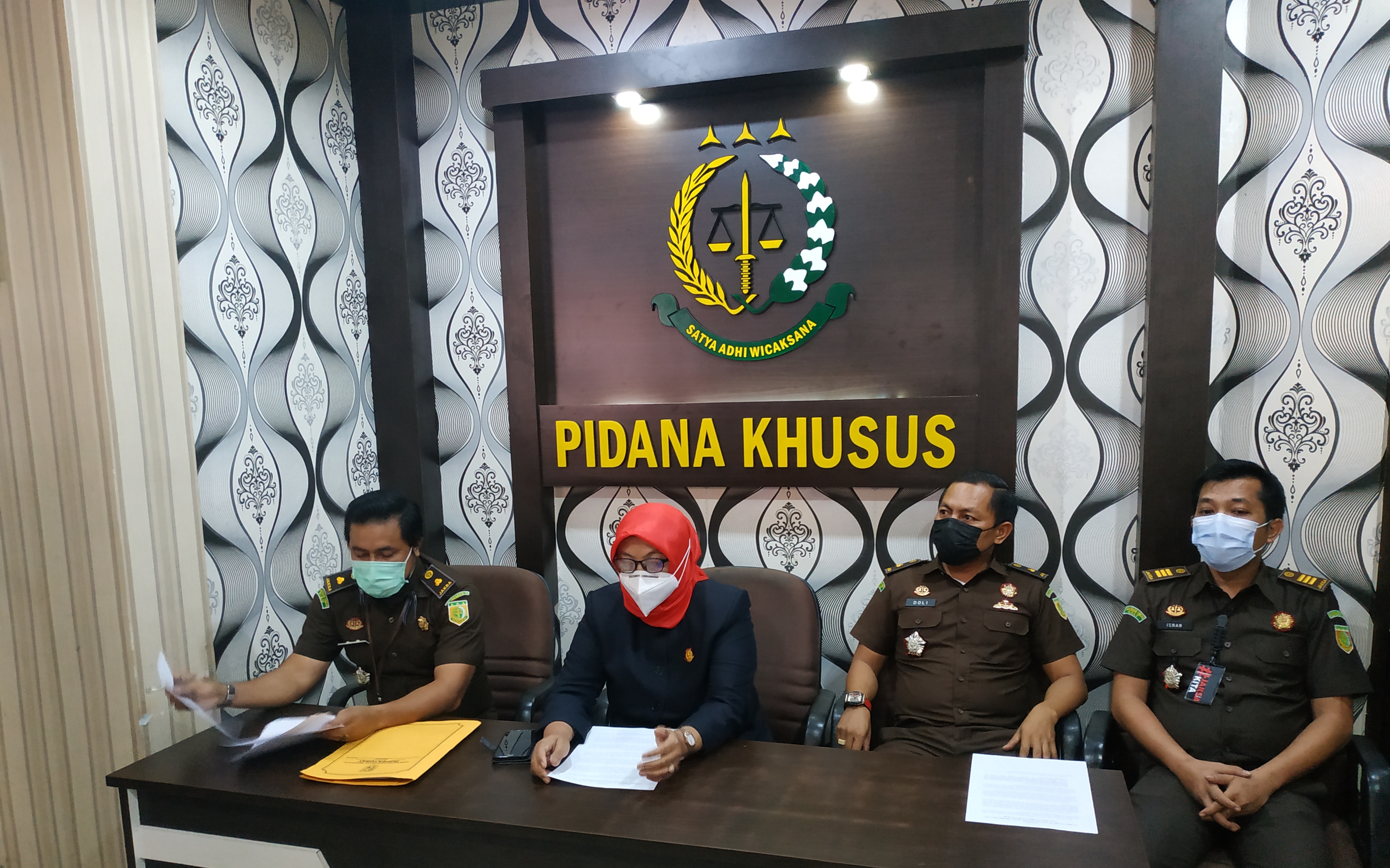 Ditetapkan Sebagai Tersangka, Dora Yandra Abaikan Panggilan Penyidik Kejari Bengkalis