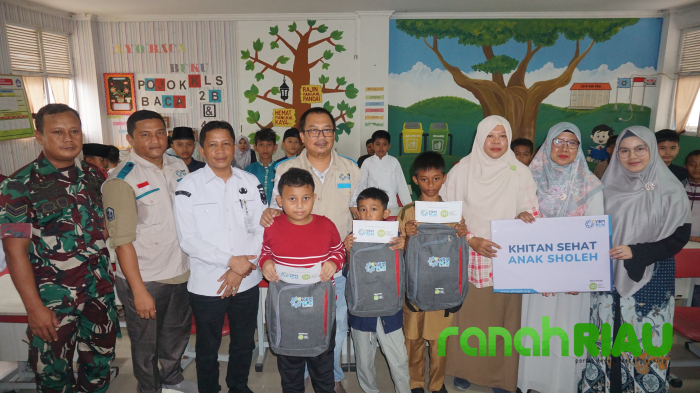 YBM PLN bersama IZI laksanakan Khitan Sehat Anak Sholeh