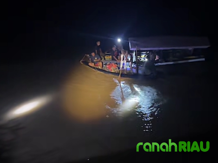 Breaking News : Warga Pisang Berebus Berduka, Pria 54 Tahun Hilang Diduga Terseret Arus Sungai